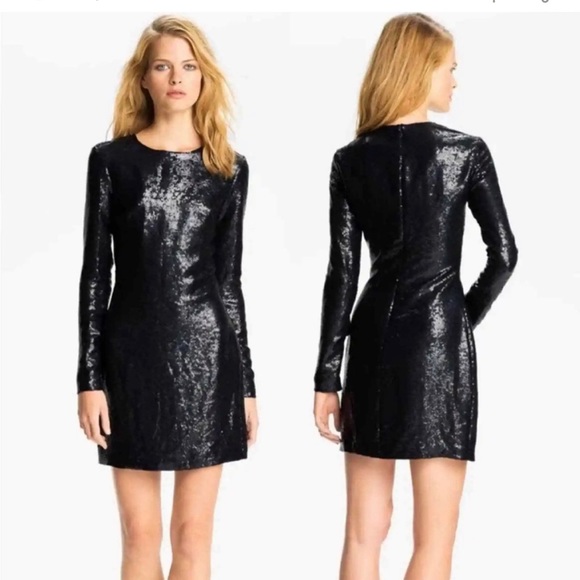 DVF - Picture 1 of 3